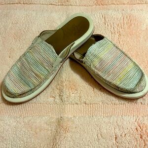 Sanuk Women’s Slip On Shoes Striped Size 9